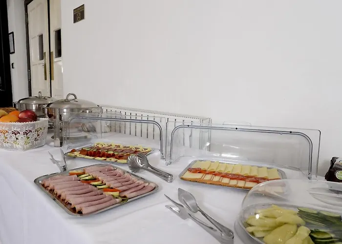 Budai بودابست