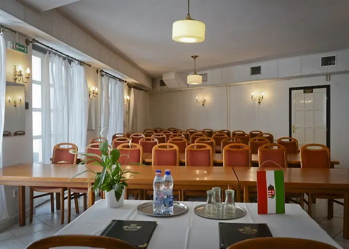 Budai Hotel 3*